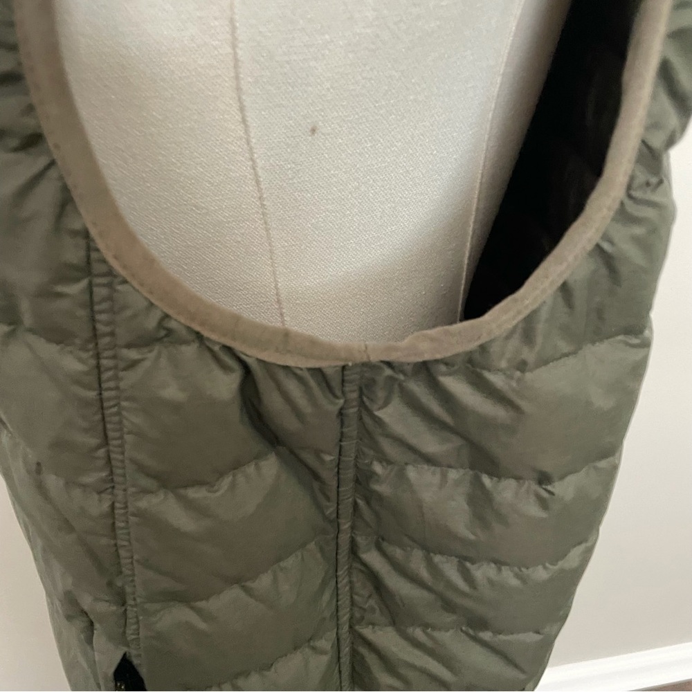 Hawk & Co Vest Puffer Reversible Duck Down Pockets Lightweight Olive Green Tan - Picture 5 of 15